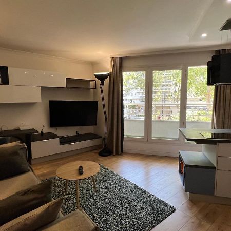 Appartement T2 / La Defense Courbevoie Esterno foto