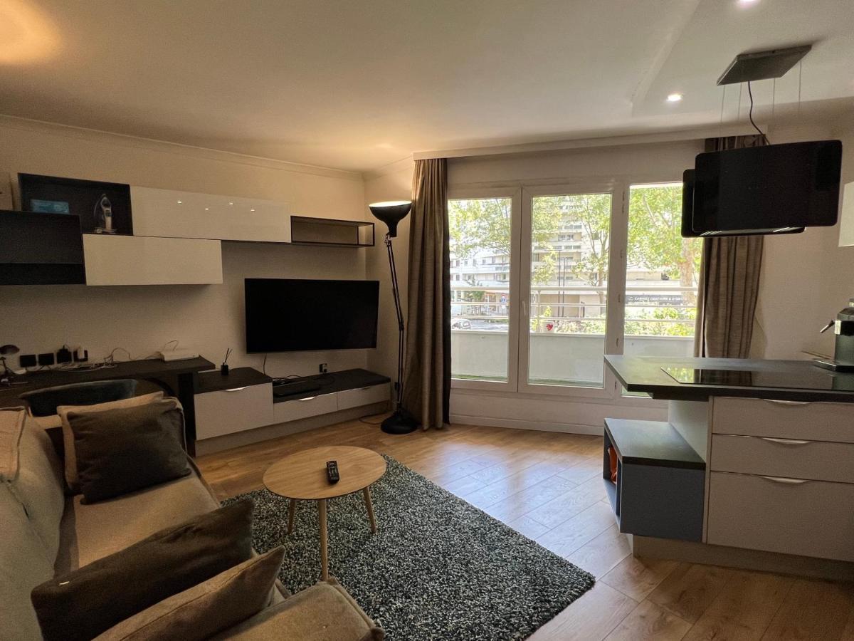 Appartement T2 / La Defense Courbevoie Esterno foto